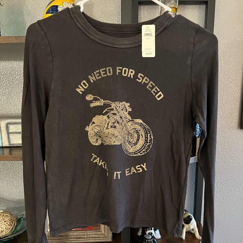 NWT Aerie, Crop, T-shirt.  Size medium.